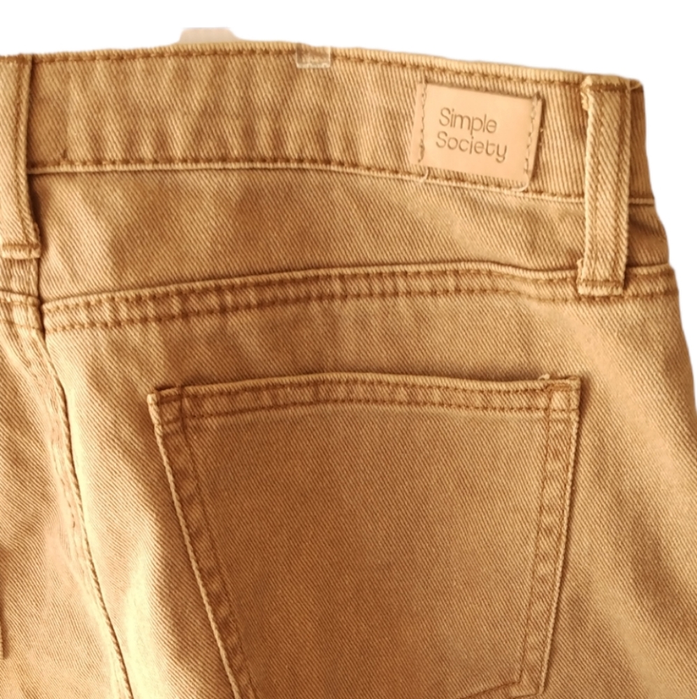 NWT Simple Society juniors/women frayed hem shorts, 11/30 - Picture 7 of 9